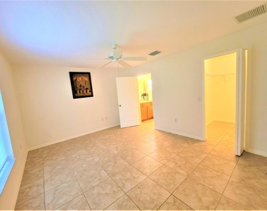 351 Del Monte Road - Photo Thumbnail 13