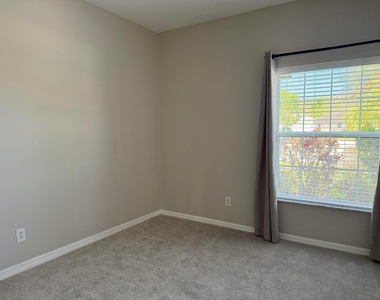 6295 33rd Manor - Photo Thumbnail 16