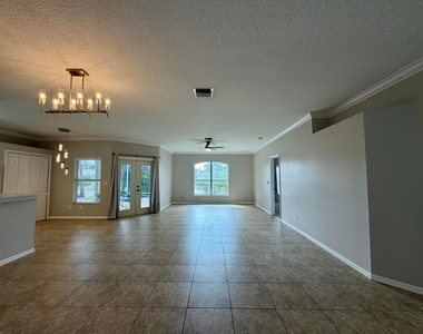 6295 33rd Manor - Photo Thumbnail 8