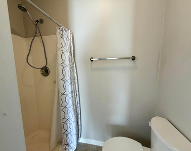 6295 33rd Manor - Photo Thumbnail 14