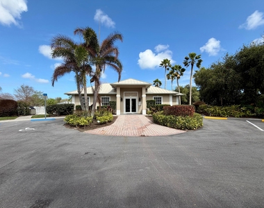6295 33rd Manor - Photo Thumbnail 19