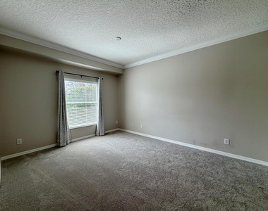 6295 33rd Manor - Photo Thumbnail 11