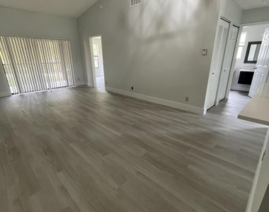 3350 Jaywood Terrace - Photo Thumbnail 3