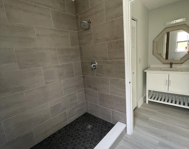3350 Jaywood Terrace - Photo Thumbnail 8