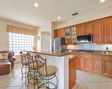 108 Via Condado Way - Photo Thumbnail 18