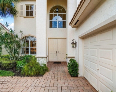 108 Via Condado Way - Photo Thumbnail 4