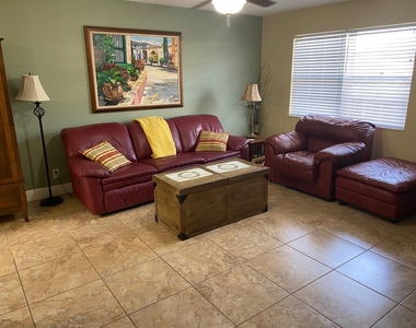 801 Hummingbird Way - Photo Thumbnail 1