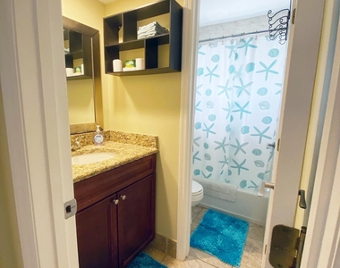 801 Hummingbird Way - Photo Thumbnail 13