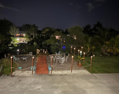 801 Hummingbird Way - Photo Thumbnail 23