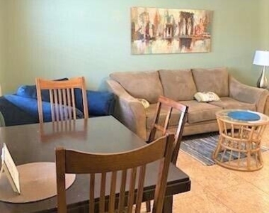 801 Hummingbird Way - Photo Thumbnail 2