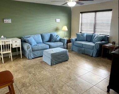 801 Hummingbird Way - Photo Thumbnail 1