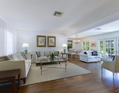 201 Pendleton Avenue - Photo Thumbnail 7