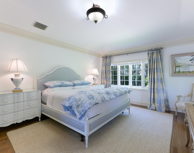 201 Pendleton Avenue - Photo Thumbnail 9