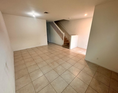 5330 Ellery Terrace - Photo Thumbnail 10