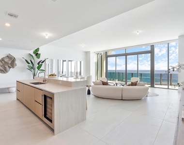 900 N Ocean Boulevard - Photo Thumbnail 2