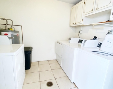 308 Southwind Court - Photo Thumbnail 19