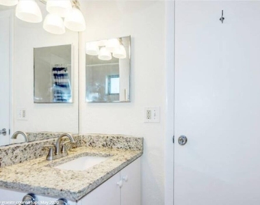 308 Southwind Court - Photo Thumbnail 9