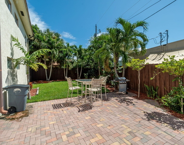 308 Southwind Court - Photo Thumbnail 13