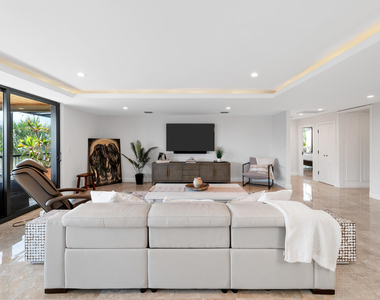 2785 Polo Island Drive - Photo Thumbnail 21