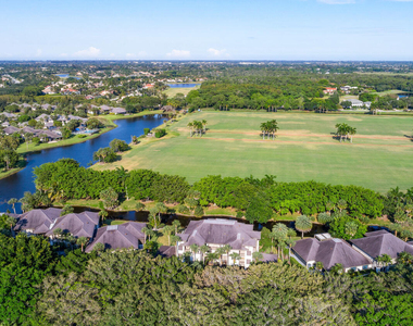 2785 Polo Island Drive - Photo Thumbnail 8