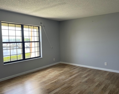 3100 Se Pruitt Road - Photo Thumbnail 1