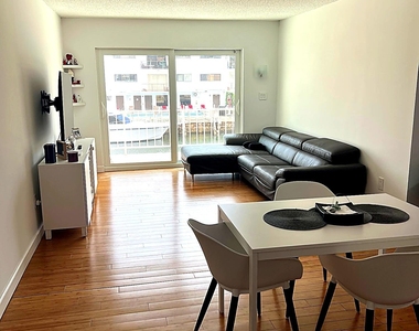 3522 Ne 171st Street - Photo Thumbnail 4