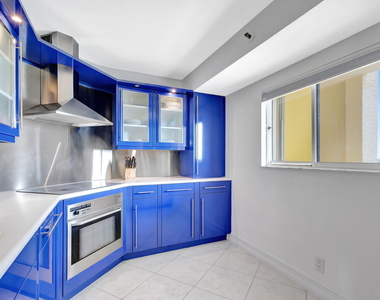 300 Ocean Trail Way - Photo Thumbnail 12