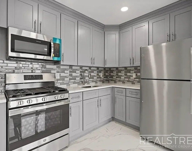 150-02 Hillside Avenue - Photo Thumbnail 2