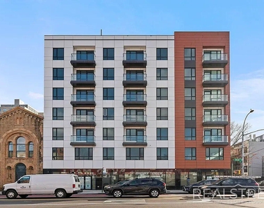 150-02 Hillside Avenue - Photo Thumbnail 14
