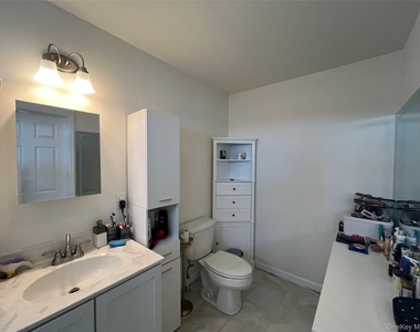 126 Trafalgar Drive - Photo Thumbnail 10