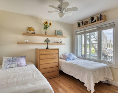 2 Bayside Avenue - Photo Thumbnail 11