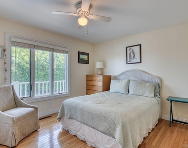 2 Bayside Avenue - Photo Thumbnail 5