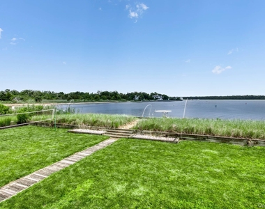2 Bayside Avenue - Photo Thumbnail 1
