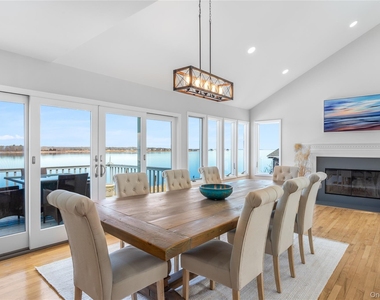 2 Bayside Avenue - Photo Thumbnail 2