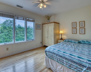 2 Bayside Avenue - Photo Thumbnail 7