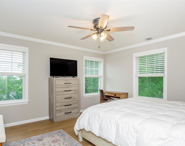15 S Beach Road - Photo Thumbnail 26
