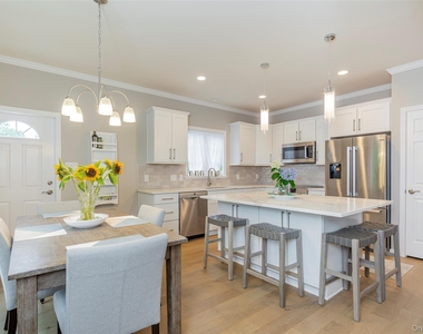 15 S Beach Road - Photo Thumbnail 16