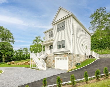 15 S Beach Road - Photo Thumbnail 4