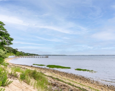 15 S Beach Road - Photo Thumbnail 8