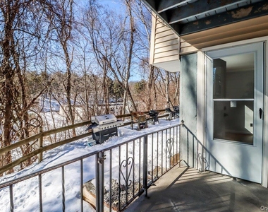615 Fox Run Lane - Photo Thumbnail 20