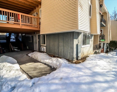 615 Fox Run Lane - Photo Thumbnail 22