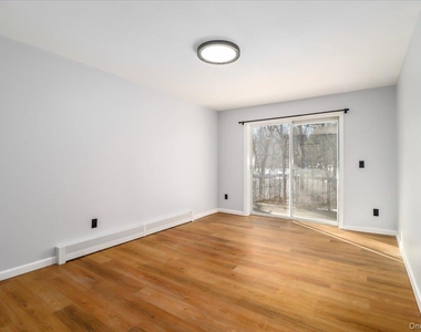 615 Fox Run Lane - Photo Thumbnail 13