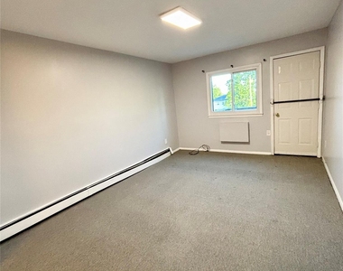 256-20 Craft Avenue - Photo Thumbnail 11