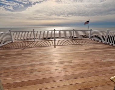 675 Dune Road - Photo Thumbnail 4