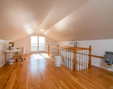 675 Dune Road - Photo Thumbnail 18