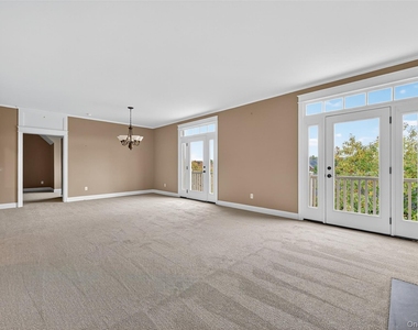15 Cropsey Street - Photo Thumbnail 7
