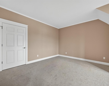 15 Cropsey Street - Photo Thumbnail 22