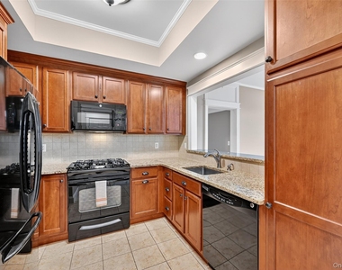 15 Cropsey Street - Photo Thumbnail 4