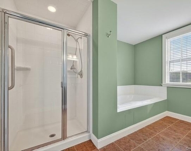 15 Cropsey Street - Photo Thumbnail 15
