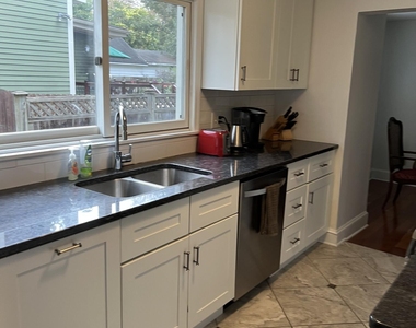 223 Lake Avenue - Photo Thumbnail 3